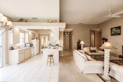 3432 Donoso Ct, Naples FL 34109-1395 exterior