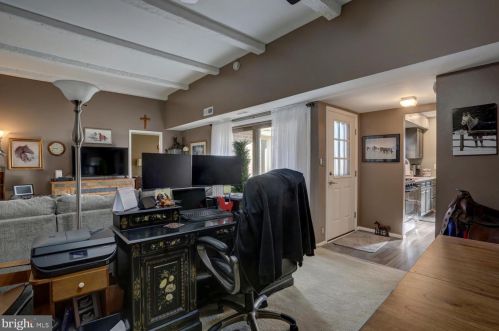 153 Valleybrook Dr, Lancaster PA 17601-4618 exterior