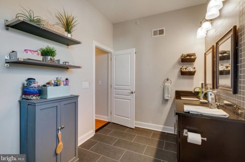 1936 Cumberland St, Philadelphia PA 19125-0037 exterior