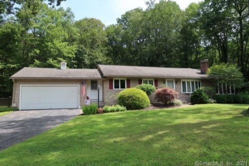 90 Plymouth Rd, Torrington, CT 06791-2419