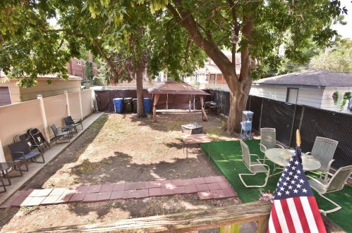 8034 Harvard Ave, Chicago IL 60628-6509 exterior