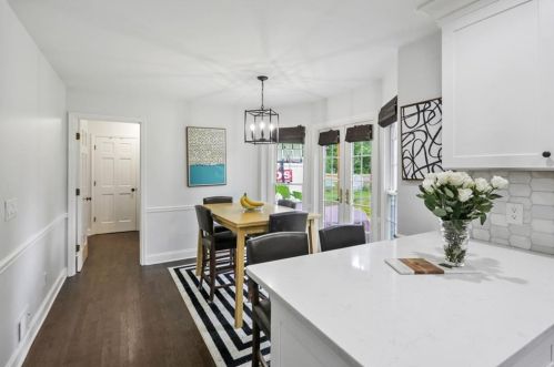 4085 Chestnut Rdg Dr, Atlanta GA 30338-4678 exterior