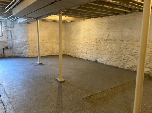 1631 Central Park Ave, Chicago IL 60655-3435 exterior