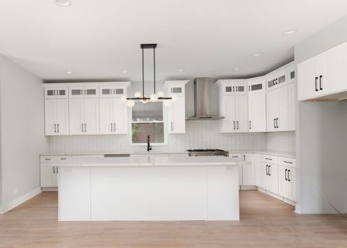 7421 Ottawa Ave, Chicago IL  60631-4238 exterior