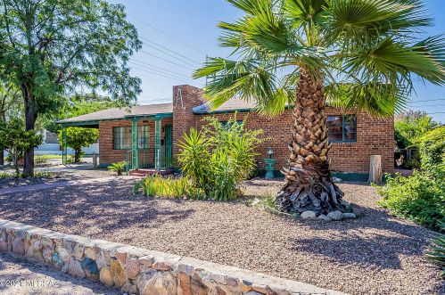 1342 Miles St, Tucson, AZ 85719-6148