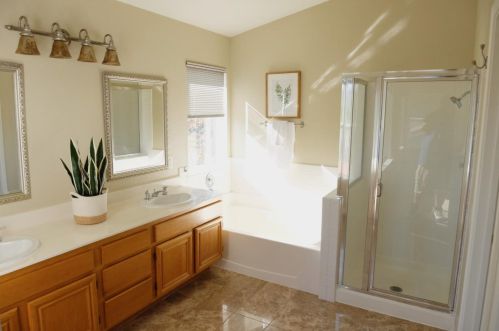 100 John Henry Cir, Folsom CA 95630-8132 exterior