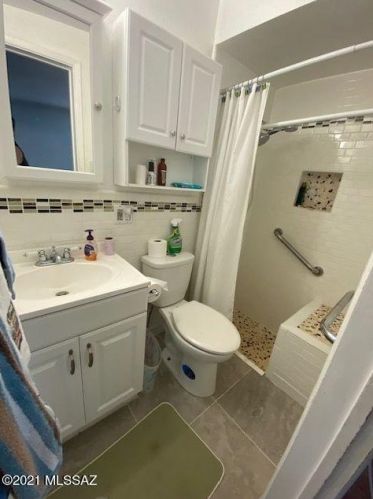 6152 29 St, Tucson AZ 85711-6123 exterior