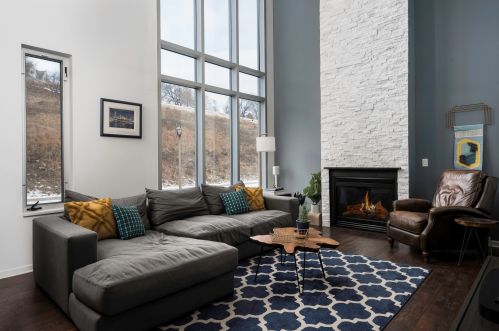 1962 Commerce St, Milwaukee WI 53212-3776 exterior