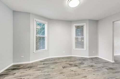 2623 Monticello Ave, Chicago IL 60618-5321 exterior