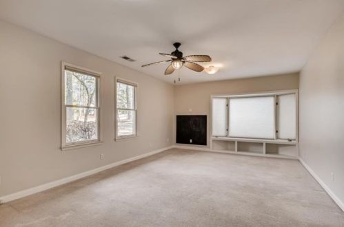 8180 Innsbruck Dr, Atlanta GA 30350-4312 exterior