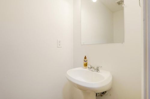 5719 Windfall Ln, Lithonia GA 30058-2626 exterior