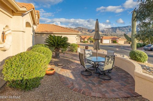 65872 Rocky Path Dr, Tucson AZ 85739-1624 exterior