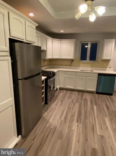 2422 Cedar St, Philadelphia PA  19125-3018 exterior