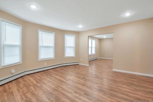 71 Albany Ave, New Britain CT 06053-3586 exterior