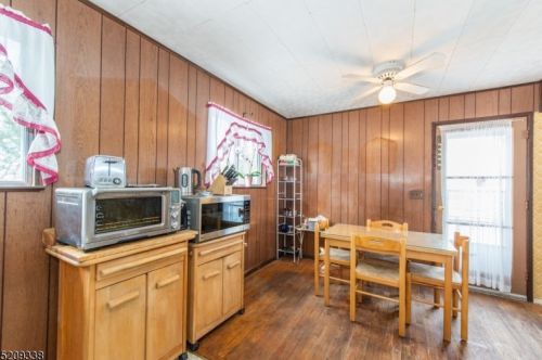 33 Columbia St, Wharton NJ 07885-2435 exterior