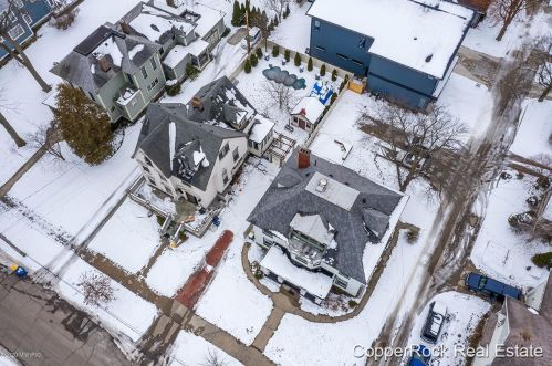 549 Fairview Ave, Grand Rapids MI 49503-1518 exterior