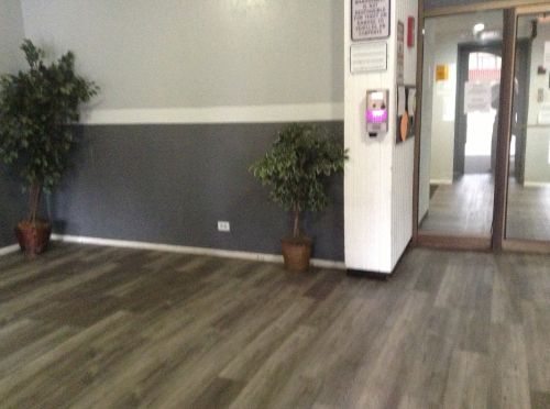 4280 Ford City Dr, Chicago IL 60652-1293 exterior