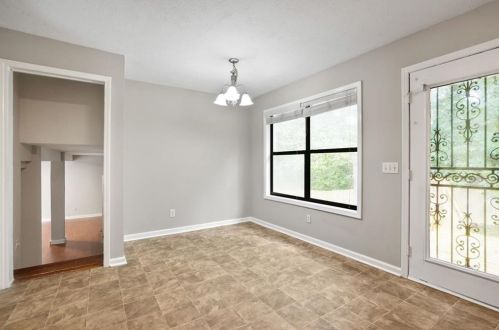 3918 Vly Brk Rd, Lithonia GA 30039-4280 exterior