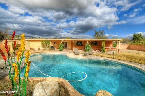 12500 Calle Tatita, Tucson AZ  85749-9736 exterior