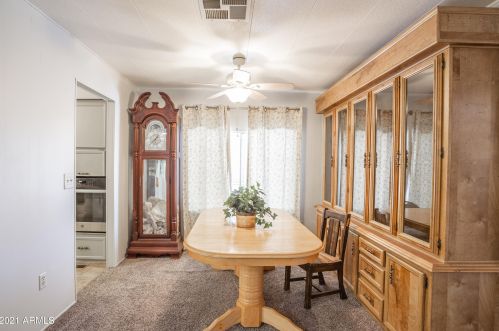 9101 Country Clb Dr, Chandler AZ 85248-6420 exterior