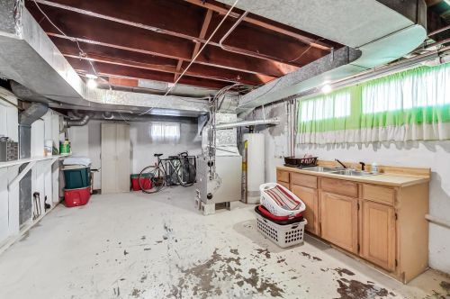 9401 Justine St, Chicago IL 60620-5129 exterior