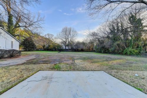 4523 Elmdale Dr, Tucker GA 30084-6565 exterior