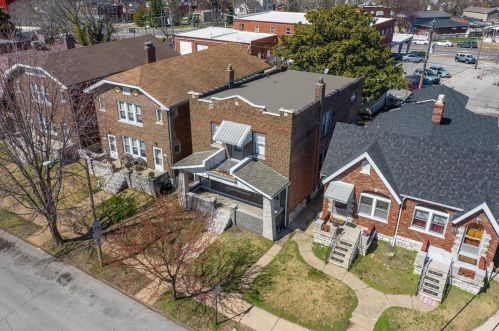 5803 Goener Ave, Saint Louis MO 63116-2234 exterior