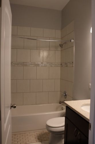 559 37th St, Chicago IL 60609-1063 exterior