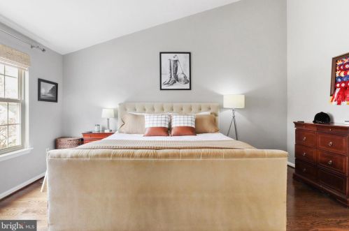 3809 Elbert Ave, Alexandria VA 22305-2042 exterior