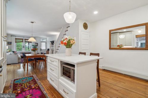 652 Johnson St, Philadelphia PA 19138-1039 exterior