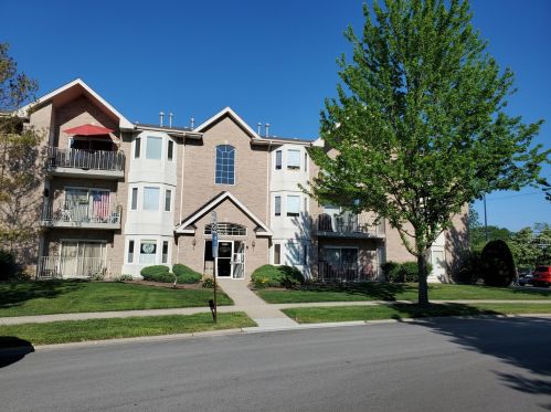 5361 Mint Julip Dr, Chicago IL  60803-5168 exterior