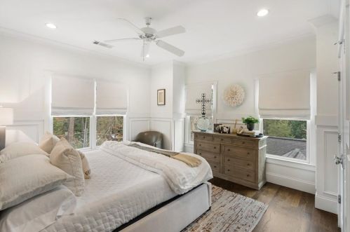 2652 Forrest Way, Atlanta GA  30305-3770 exterior