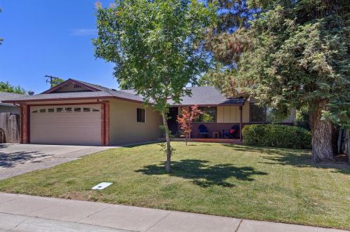 1601 Baywood Ln, Davis CA 95618-1409 exterior
