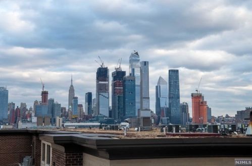 53 Eton Row, Union City NJ 07086 exterior