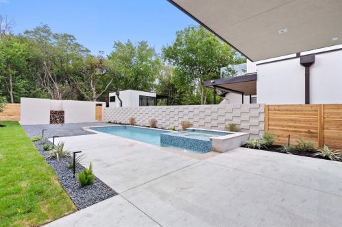 703 Fletcher St, Austin TX exterior