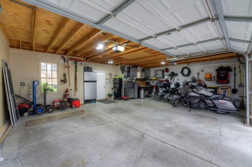 4340 Mozart St, Chicago IL 60618-1528 exterior