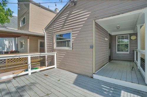 2436 Cobden St, Pittsburgh PA 15203-2713 exterior