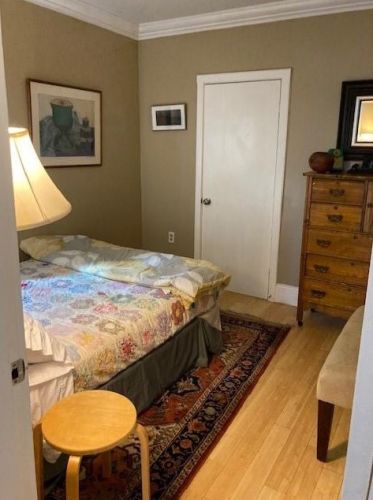 481 Pine St, Providence RI 02903-3701 exterior