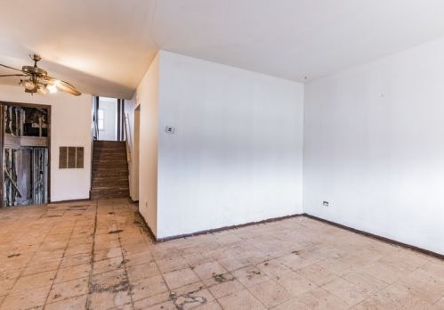 355 101 St, Chicago IL 60628-2218 exterior