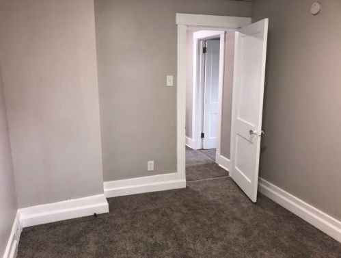 9691 Bellcrest Rd, Pittsburgh PA  15237-6909 exterior