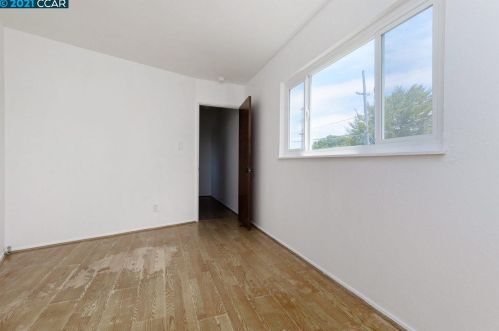 1350 Blake St, Berkeley CA 94703-1934 exterior