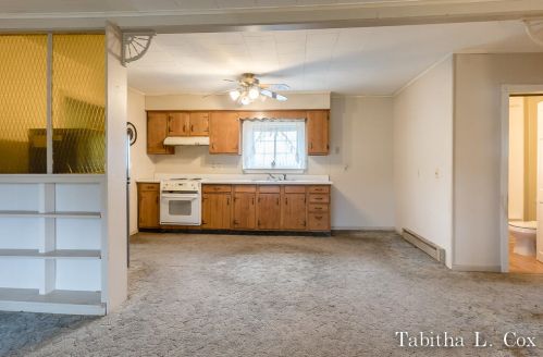 624 Slocum St, Sylvan Beach MI 49461-1213 exterior