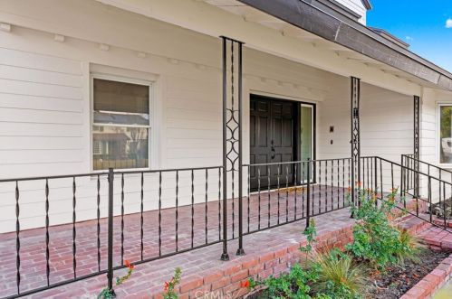 1850 Mariposa Ln, Fullerton CA  92833-1819 exterior