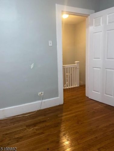 26 Becker Ter, Irvington NJ 07111-1311 exterior