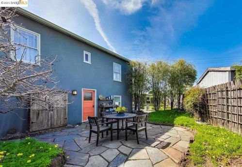 1310 Santa Fe, Berkeley CA 94702-1027 exterior