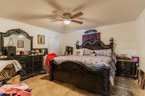 2911 50th Dr, Phoenix AZ  85031-3530 exterior