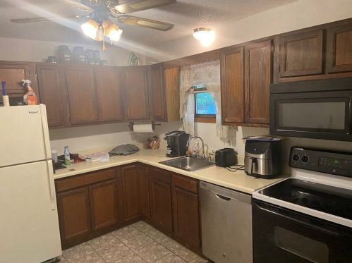 191 Almira Rd, Springfield MA 01119-1403 exterior