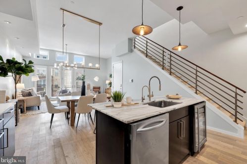 1224 11th St, Washington, DC 20001-4218