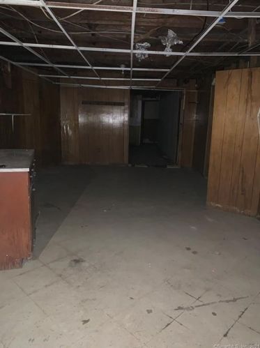 193 Bassett St, New Britain CT 06051-3421 exterior