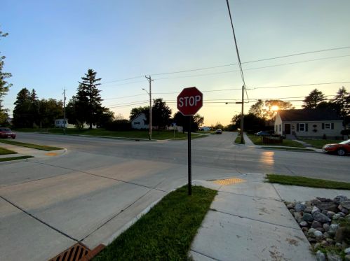 2133 10 St, Manitowoc WI 54220-6508 exterior